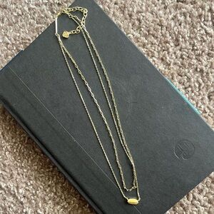 gold layered kendra scott chain